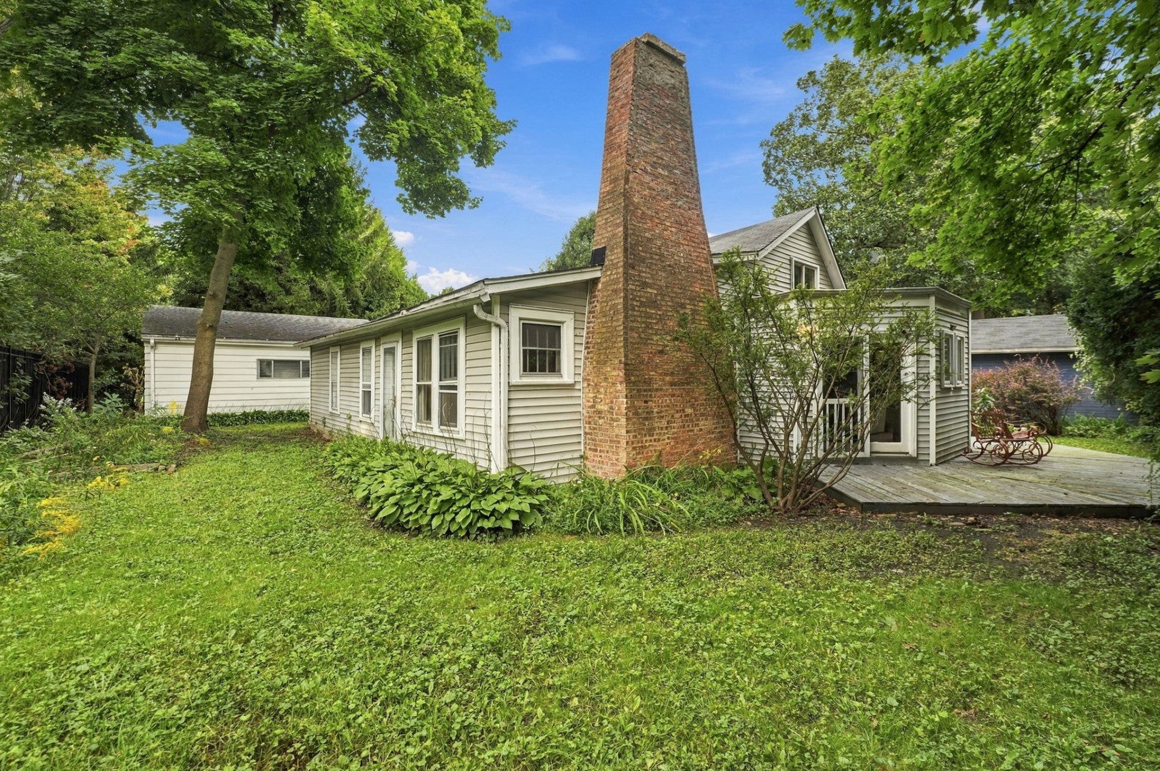 1458 Linden Avenue