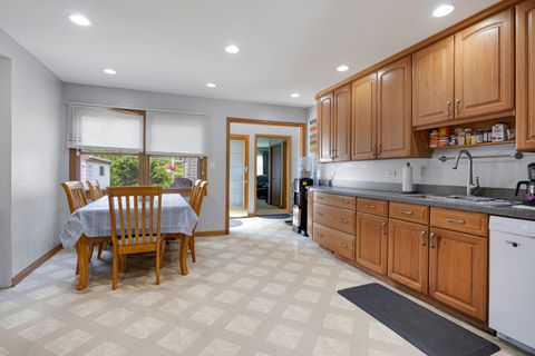 Tiny photo for Hoffman Estates, IL 60169 (MLS # 12692451)