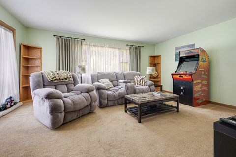 Tiny photo for Hoffman Estates, IL 60169 (MLS # 12692451)