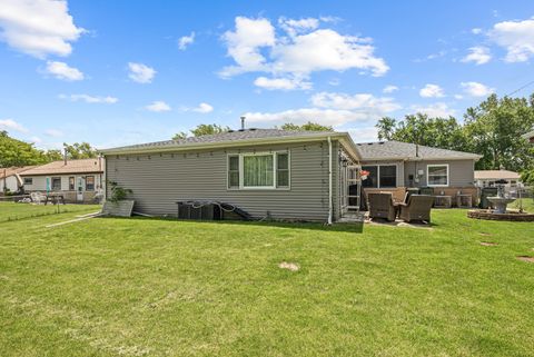 Tiny photo for Hoffman Estates, IL 60169 (MLS # 12692451)