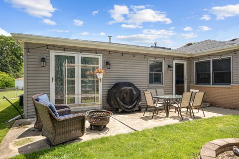 Tiny photo for Hoffman Estates, IL 60169 (MLS # 12692451)