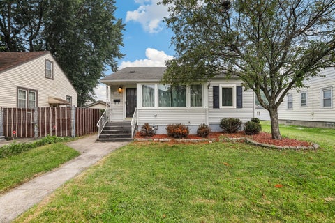 Photo of 18538 Wentworth Avenue, Lansing, IL 60438 (MLS # 12758931)