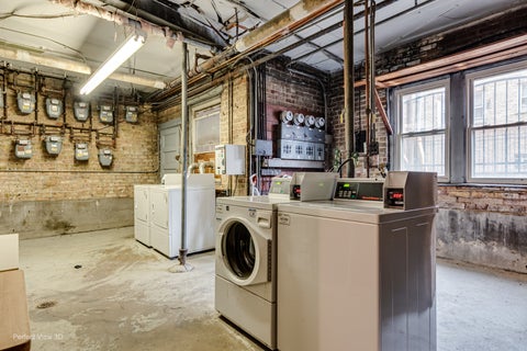 Tiny photo for 6203 N Oakley Avenue #3, Chicago, IL 60659 (MLS # 12768127)