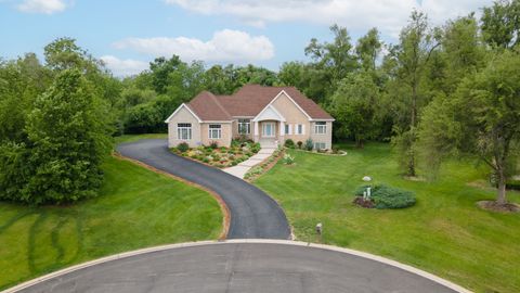 Photo of 5419 Rita Avenue, Crystal Lake, IL 60014 (MLS # 12366244)