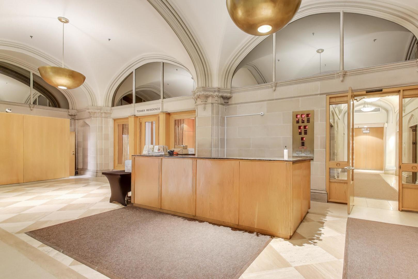 680 N Lake Shore Drive 221