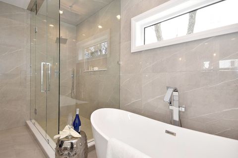 Tiny photo for 3923 N Bernard Street, Chicago, IL 60618 (MLS # 12484614)