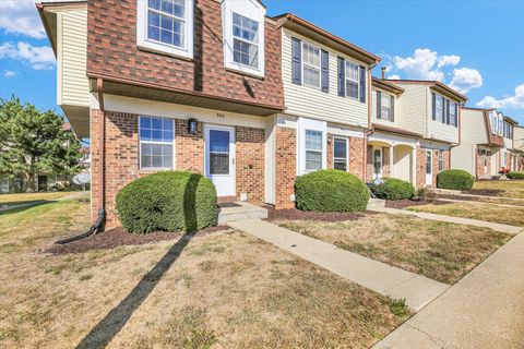 934 Pomona Drive Champaign IL 61822