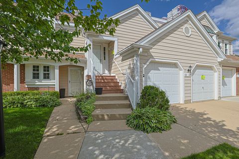 Tiny photo for 1011 Brentwood Circle, Buffalo Grove, IL 60089 (MLS # 12680512)