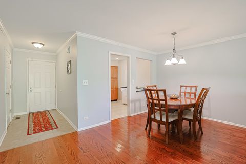 Tiny photo for 1011 Brentwood Circle, Buffalo Grove, IL 60089 (MLS # 12680512)