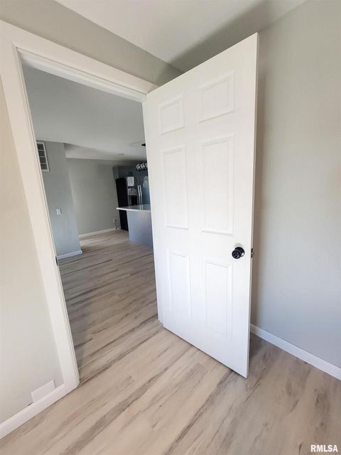 Tiny photo for 306 Bible Street, Flora, IL 62839 (MLS # EB460094)