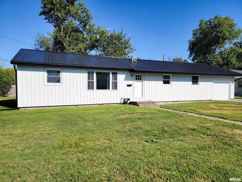 Photo of 306 Bible Street, Flora, IL 62839 (MLS # EB460094)