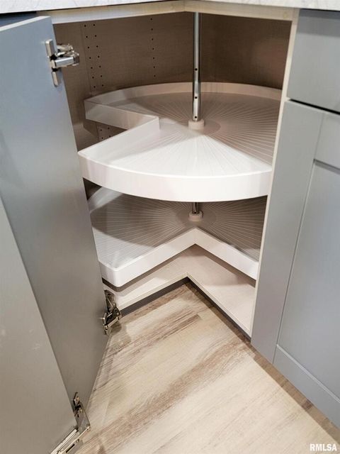 Tiny photo for 306 Bible Street, Flora, IL 62839 (MLS # EB460094)