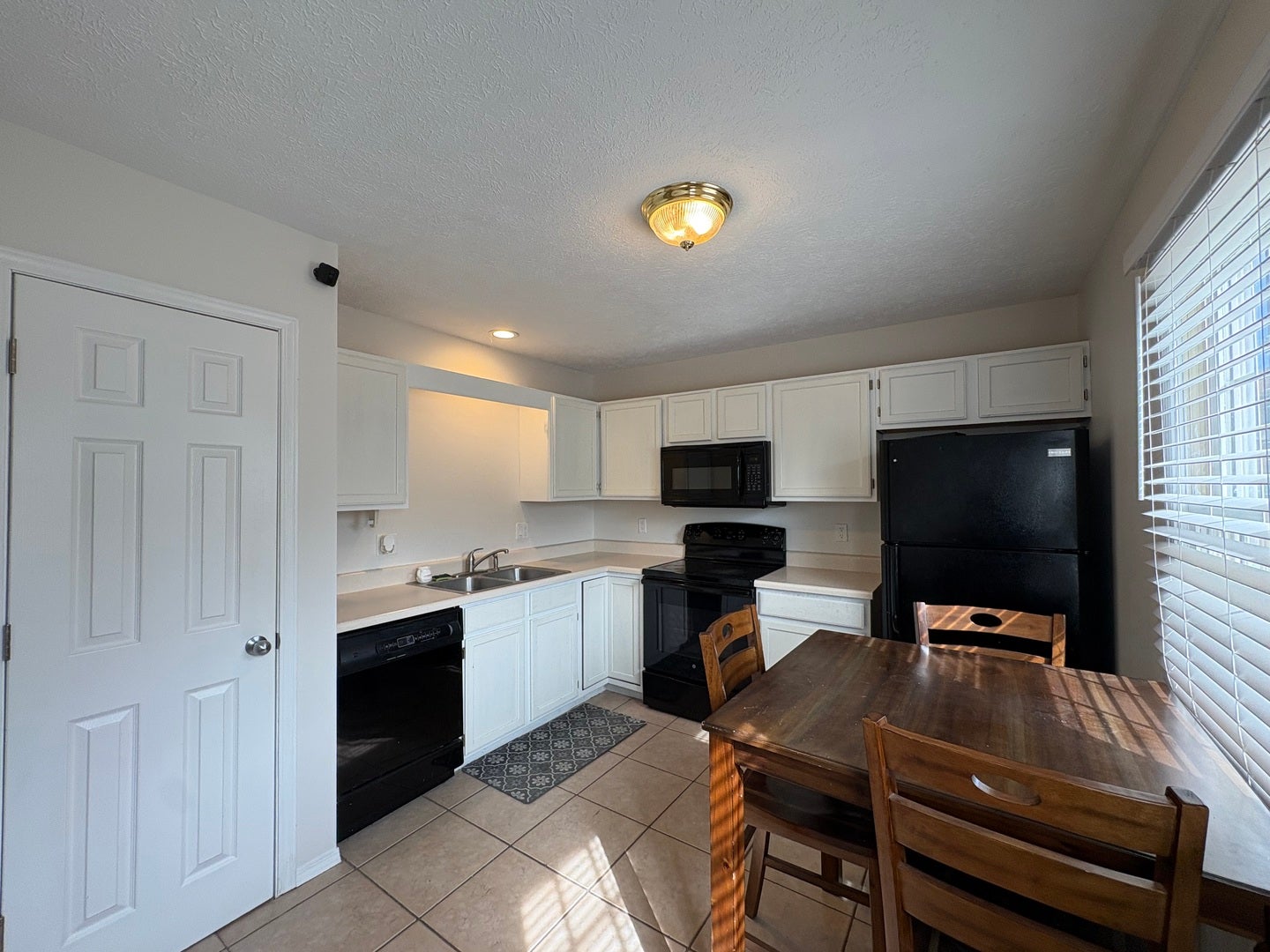 707 N Golfcrest Road 3