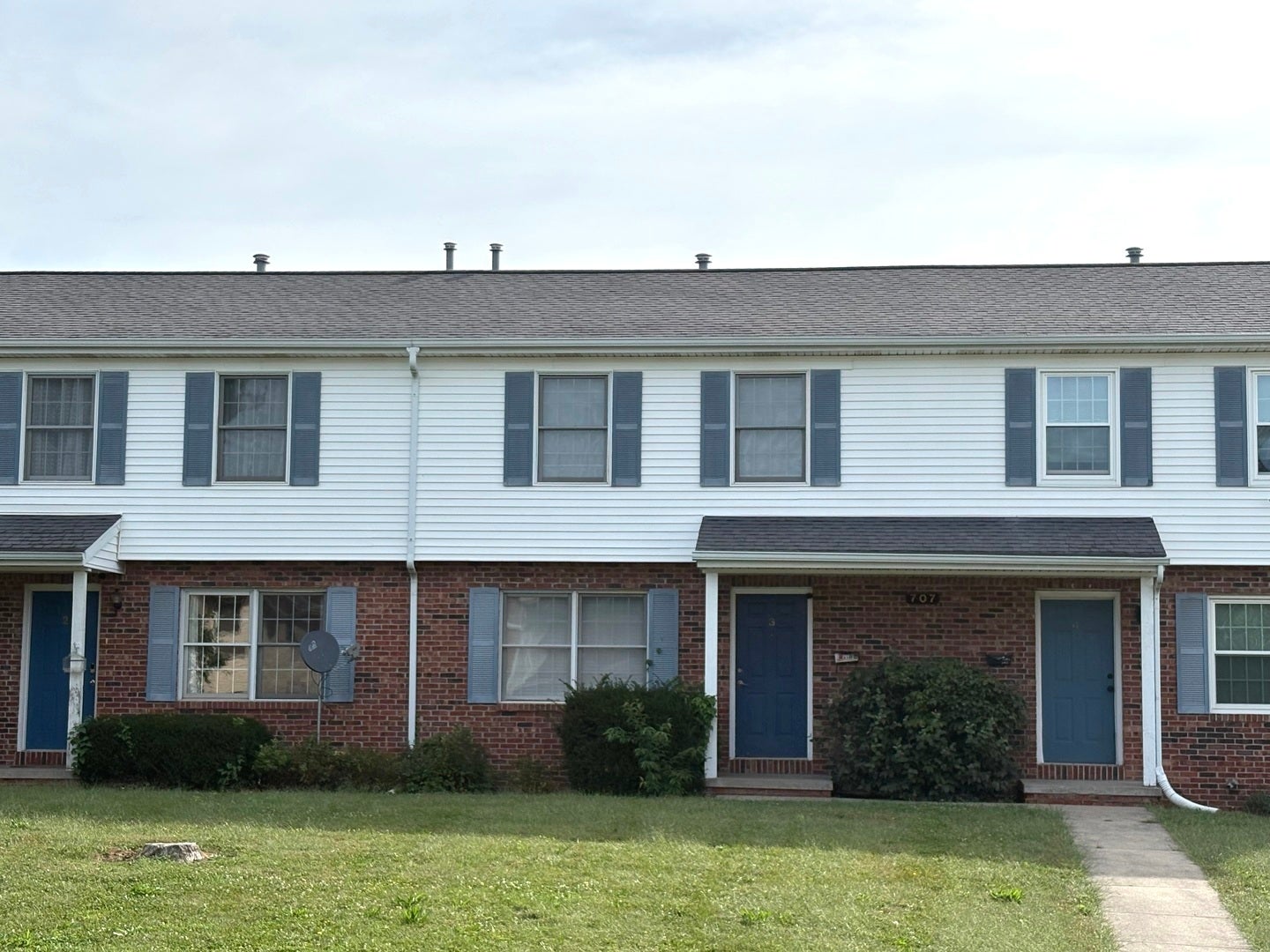 707 N Golfcrest Road 3