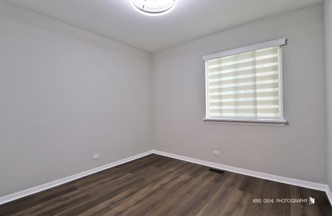 Tiny photo for 2525 Applewood Lane, Woodstock, IL 60098 (MLS # 12459361)