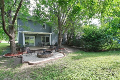 Tiny photo for 2525 Applewood Lane, Woodstock, IL 60098 (MLS # 12459361)
