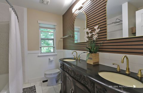 Tiny photo for 2525 Applewood Lane, Woodstock, IL 60098 (MLS # 12459361)