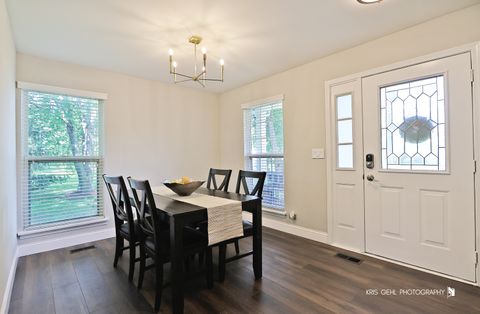 Tiny photo for 2525 Applewood Lane, Woodstock, IL 60098 (MLS # 12459361)