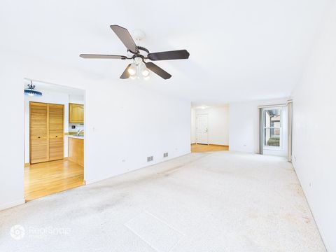 Tiny photo for 236 Shadowbend Drive, Wheeling, IL 60090 (MLS # 12521346)