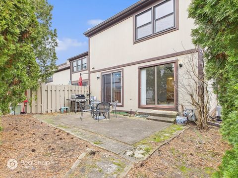 Tiny photo for 236 Shadowbend Drive, Wheeling, IL 60090 (MLS # 12521346)