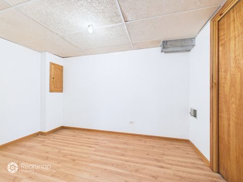 Tiny photo for 236 Shadowbend Drive, Wheeling, IL 60090 (MLS # 12521346)