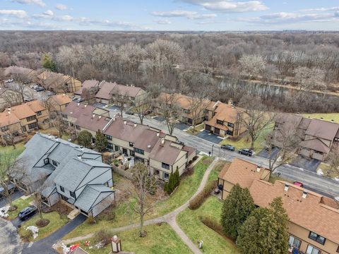 Tiny photo for 236 Shadowbend Drive, Wheeling, IL 60090 (MLS # 12521346)