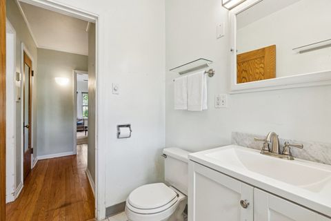Tiny photo for 126 N Taylor Avenue #1S, Oak Park, IL 60302 (MLS # 12506894)