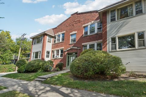 Tiny photo for 126 N Taylor Avenue #1S, Oak Park, IL 60302 (MLS # 12506894)