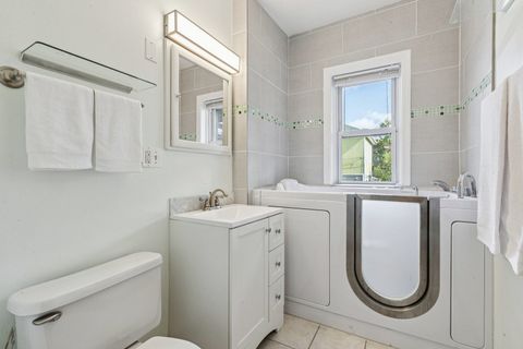 Tiny photo for 126 N Taylor Avenue #1S, Oak Park, IL 60302 (MLS # 12506894)