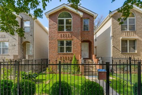 Tiny photo for 6852 S MICHIGAN Avenue, Chicago, IL 60619 (MLS # 12505477)