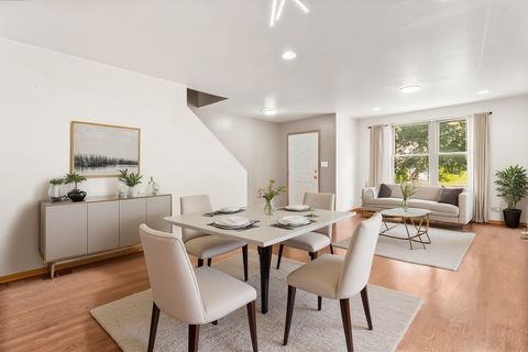 Tiny photo for 6852 S MICHIGAN Avenue, Chicago, IL 60619 (MLS # 12505477)