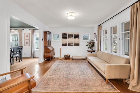 Tiny photo for 738 Woodbine Avenue, Oak Park, IL 60302 (MLS # 12579814)