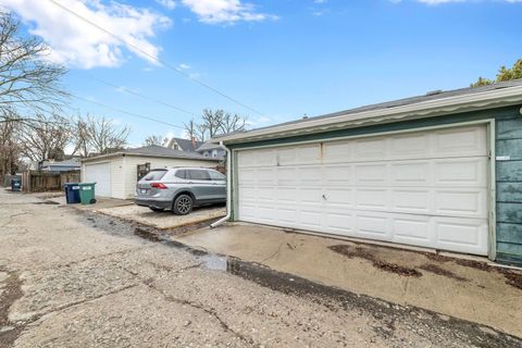 Tiny photo for 738 Woodbine Avenue, Oak Park, IL 60302 (MLS # 12579814)