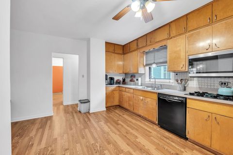 Tiny photo for 738 Woodbine Avenue, Oak Park, IL 60302 (MLS # 12579814)