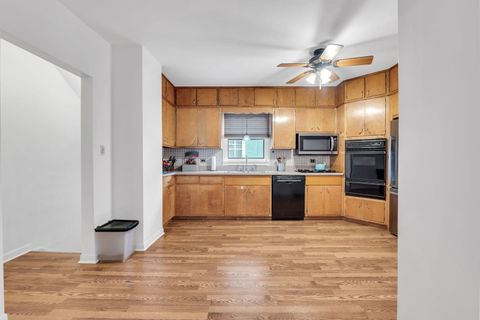 Tiny photo for 738 Woodbine Avenue, Oak Park, IL 60302 (MLS # 12579814)