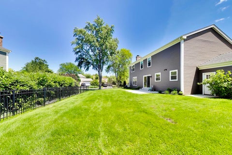 Tiny photo for 5502 Groveside Lane, Rolling Meadows, IL 60008 (MLS # 12717050)
