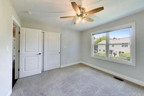 Tiny photo for 5502 Groveside Lane, Rolling Meadows, IL 60008 (MLS # 12717050)
