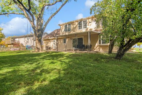 Tiny photo for 3780 N FIRESTONE Drive, Hoffman Estates, IL 60192 (MLS # 12491669)