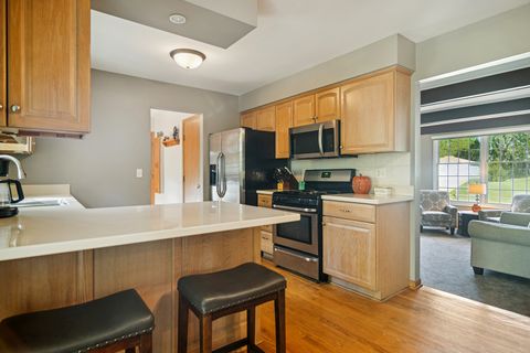 Tiny photo for 3780 N FIRESTONE Drive, Hoffman Estates, IL 60192 (MLS # 12491669)