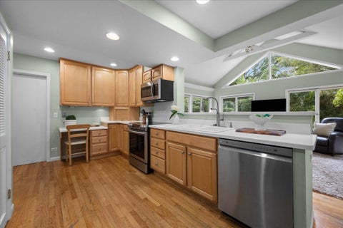 Tiny photo for 600 Sheridan Road, Winnetka, IL 60093 (MLS # 12718382)