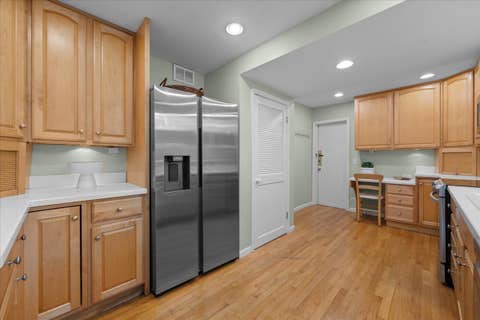 Tiny photo for 600 Sheridan Road, Winnetka, IL 60093 (MLS # 12718382)