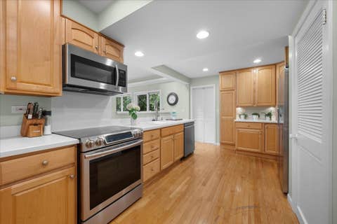 Tiny photo for 600 Sheridan Road, Winnetka, IL 60093 (MLS # 12718382)