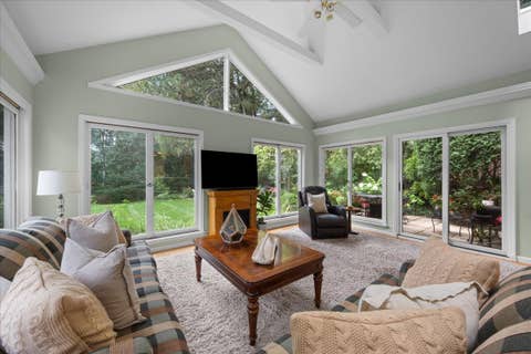 Tiny photo for 600 Sheridan Road, Winnetka, IL 60093 (MLS # 12718382)