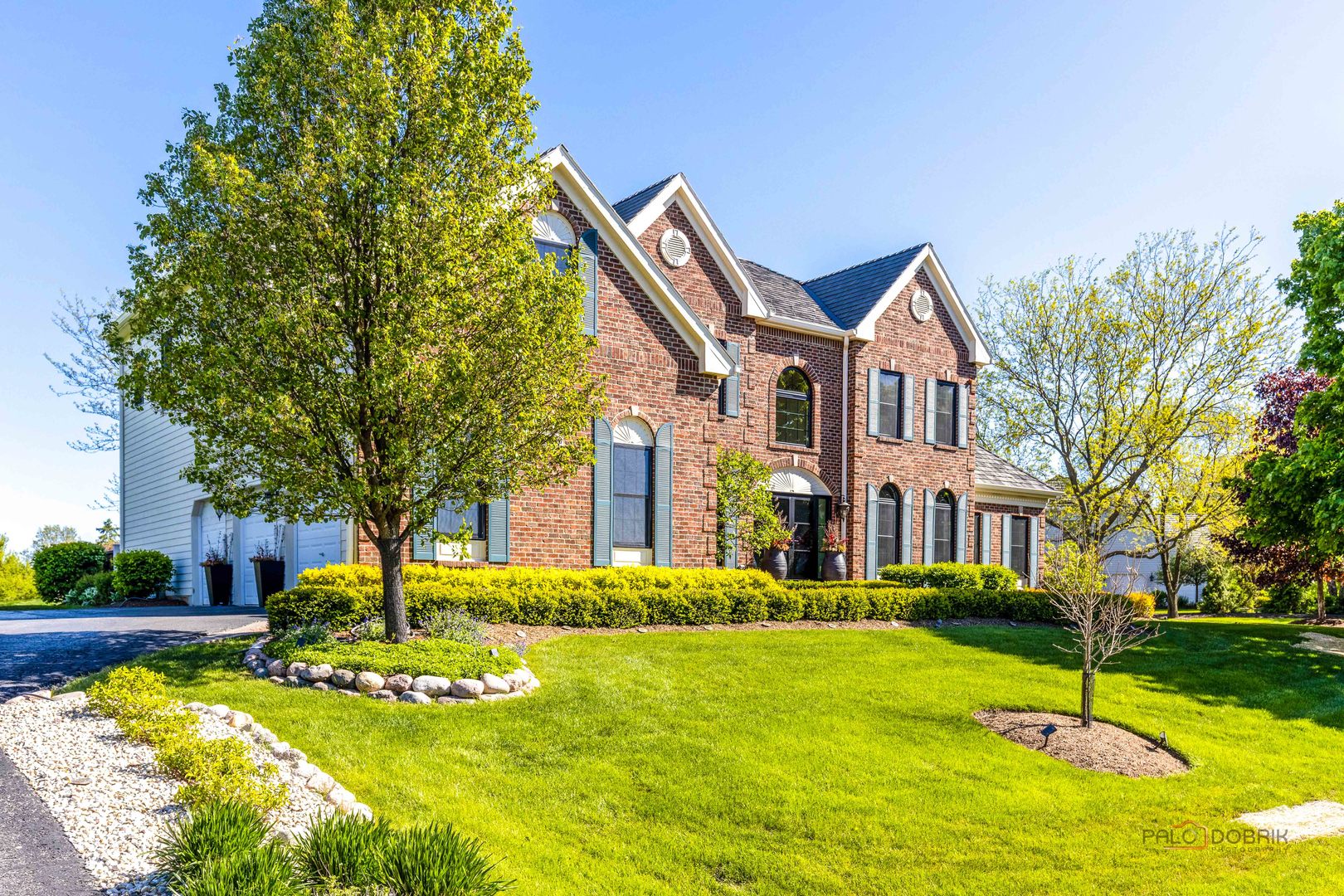23843 N LOOKOUT POINTE Road