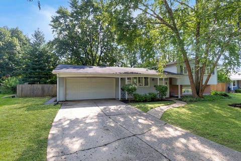 Tiny photo for 777 Dover Court, Crystal Lake, IL 60014 (MLS # 12740733)