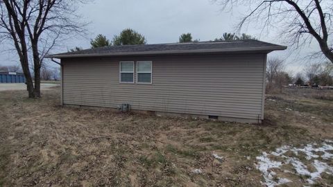 Tiny photo for 3 Apple Drive, Mattoon, IL 61938 (MLS # 12595552)