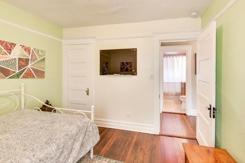 Tiny photo for 830 N Austin Boulevard, Oak Park, IL 60302 (MLS # 12557018)