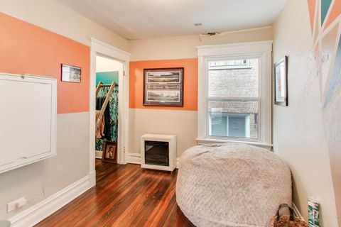 Tiny photo for 830 N Austin Boulevard, Oak Park, IL 60302 (MLS # 12557018)