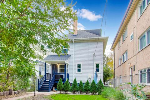 Tiny photo for 830 N Austin Boulevard, Oak Park, IL 60302 (MLS # 12557018)