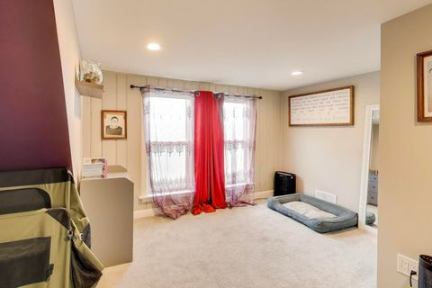 Tiny photo for 830 N Austin Boulevard, Oak Park, IL 60302 (MLS # 12557018)